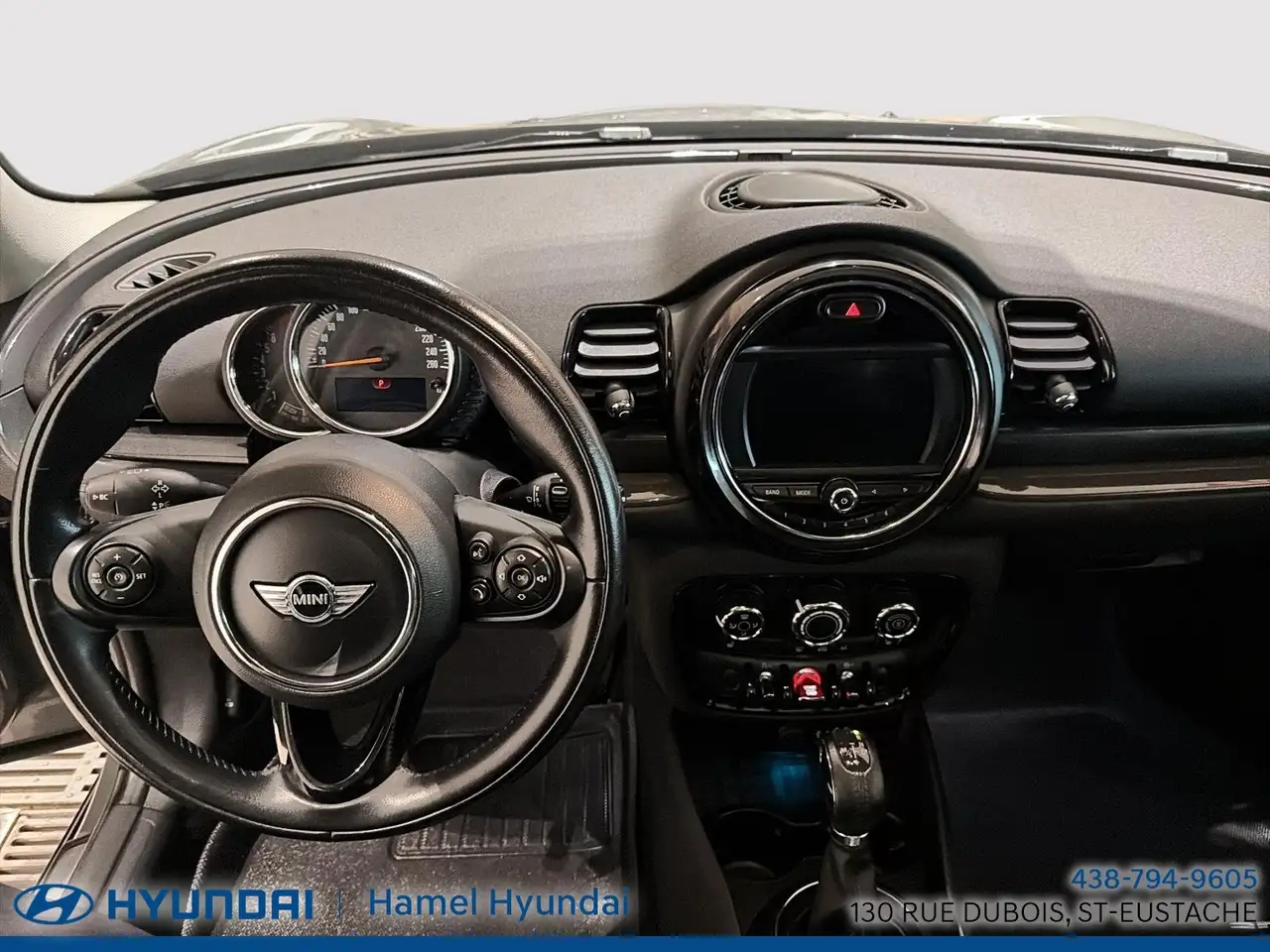 MINI Cooper Clubman снимка MINI Cooper Clubman