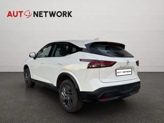 Nissan Qashqai view 3