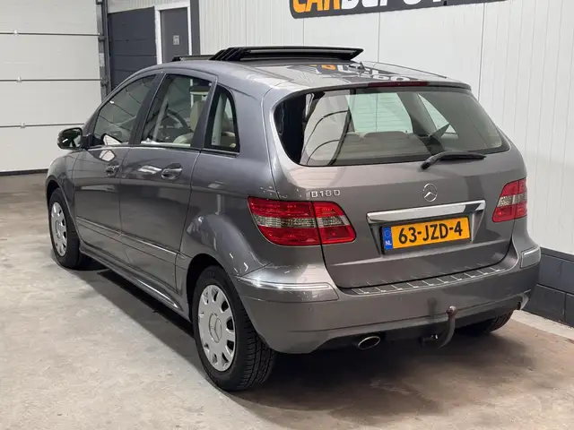 Mercedes-Benz B-Class view 7