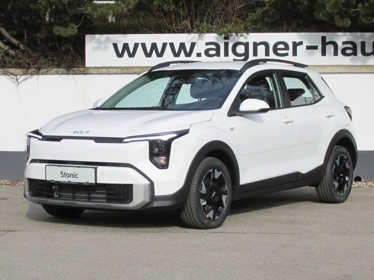 Kia Stonic 1,0 TGDI Titan MY26 Weiß - 1