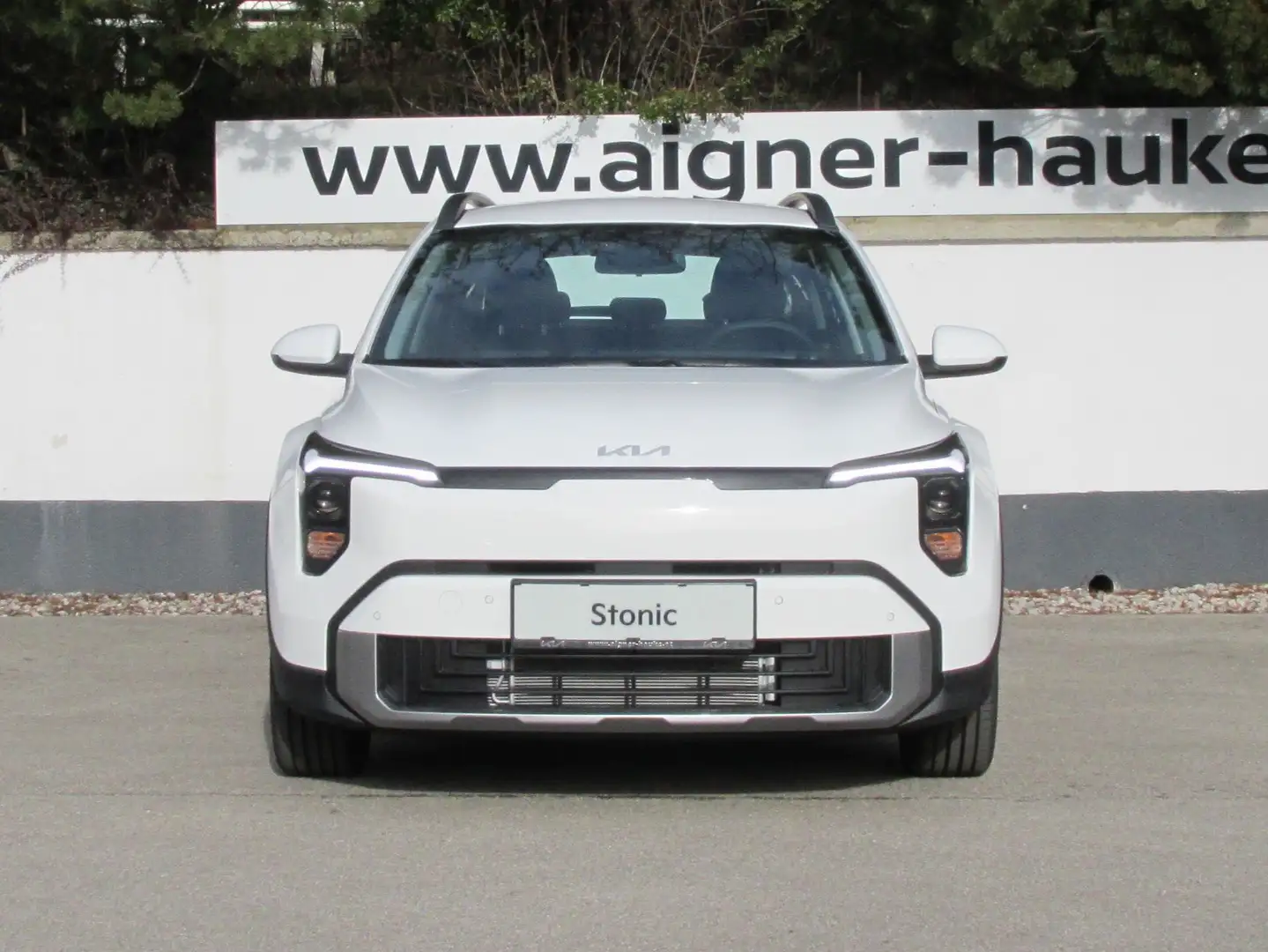 Kia Stonic 1,0 TGDI Titan MY26 Weiß - 2
