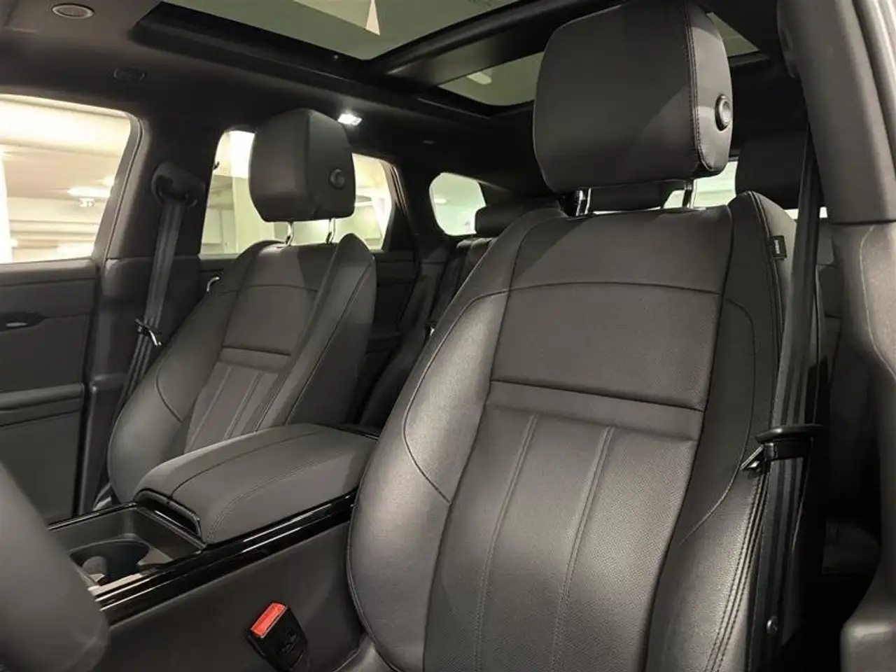Land Rover Range Rover Evoque снимка Land Rover Range Rover Evoque