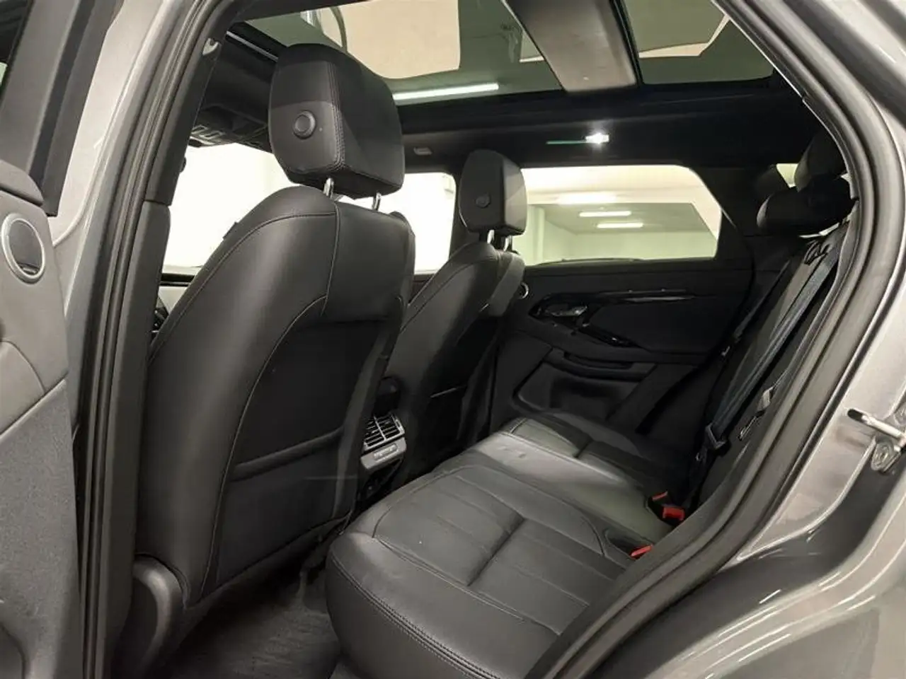 Land Rover Range Rover Evoque снимка Land Rover Range Rover Evoque