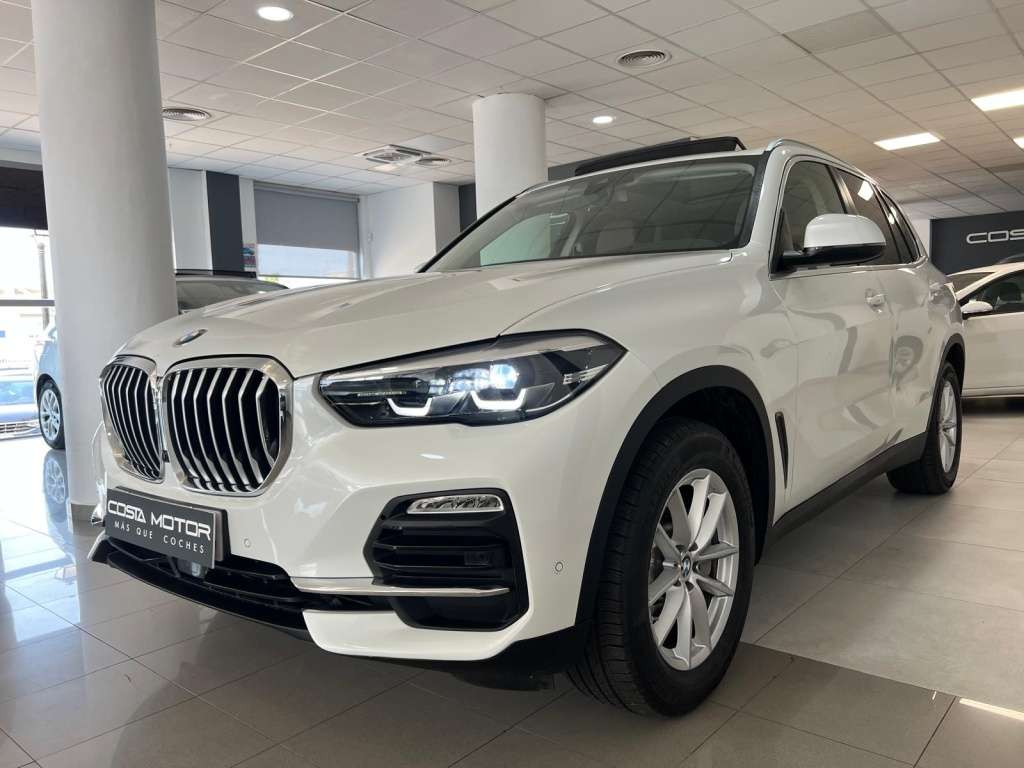 BMW X5 xDrive 25dA - foto 1