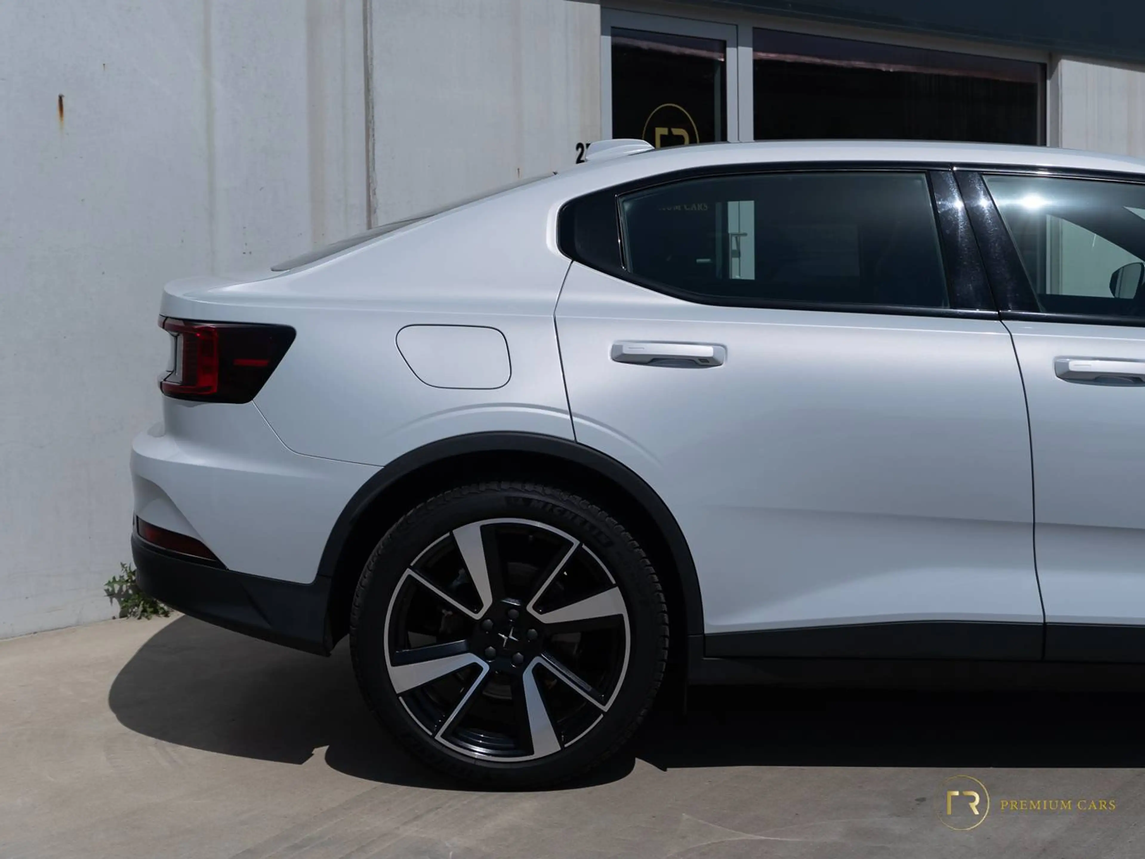 Polestar 2 78 kWh l Long Range l 93% SOH l SM l Trekhaak — photo 11