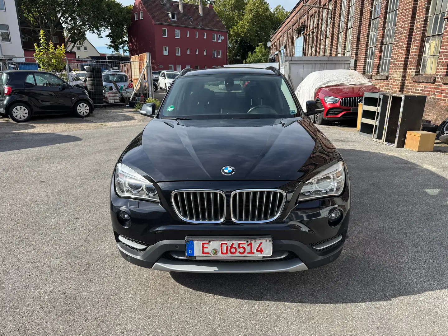 BMW X1 sDrive16d xLine Lückenloses Scheckheft 1 Hand Schwarz - 2