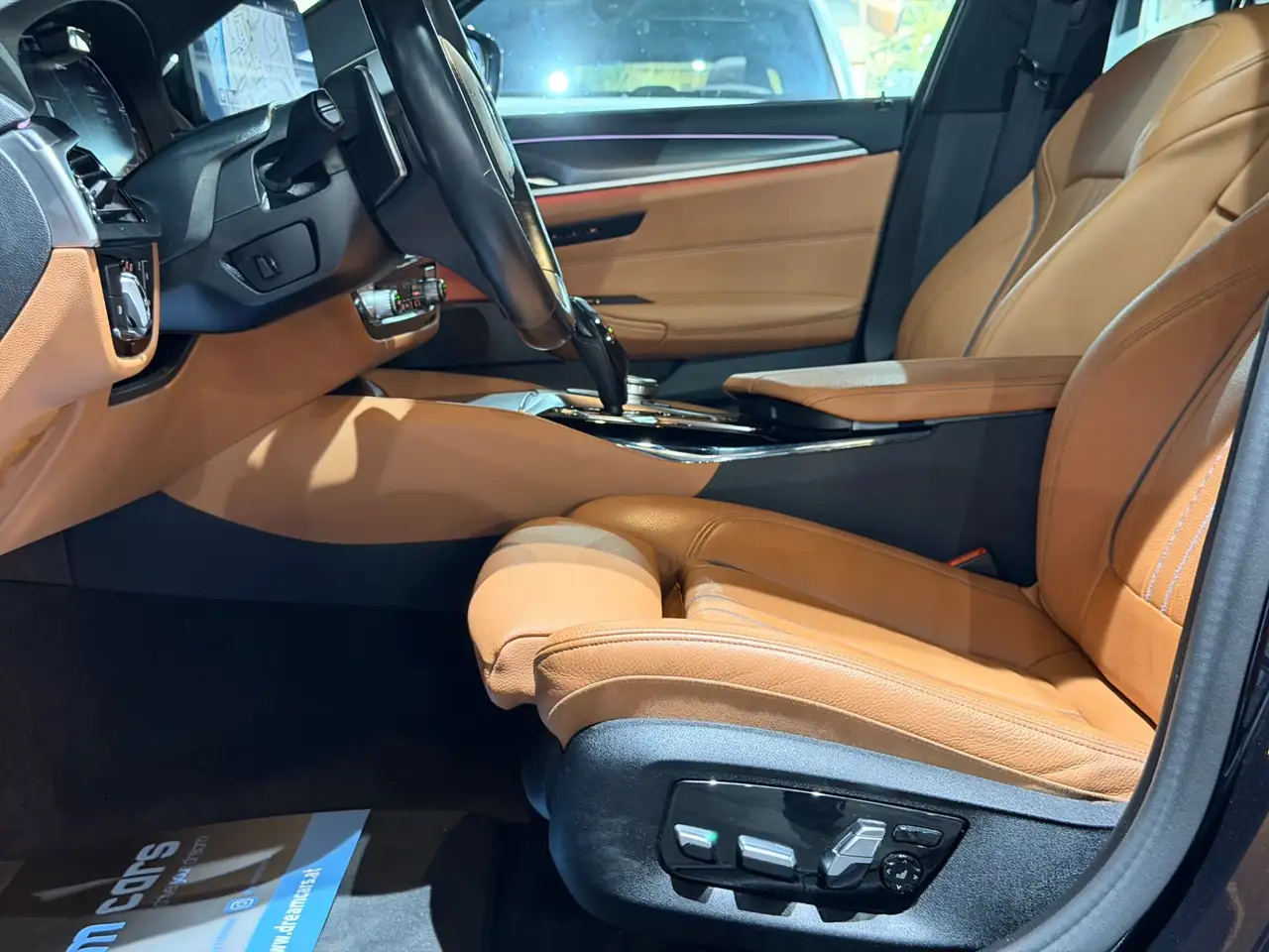 BMW 530 e PHEV Aut. / M PAKET / LCI / SCHIEBEDACH / TOP Bild 25