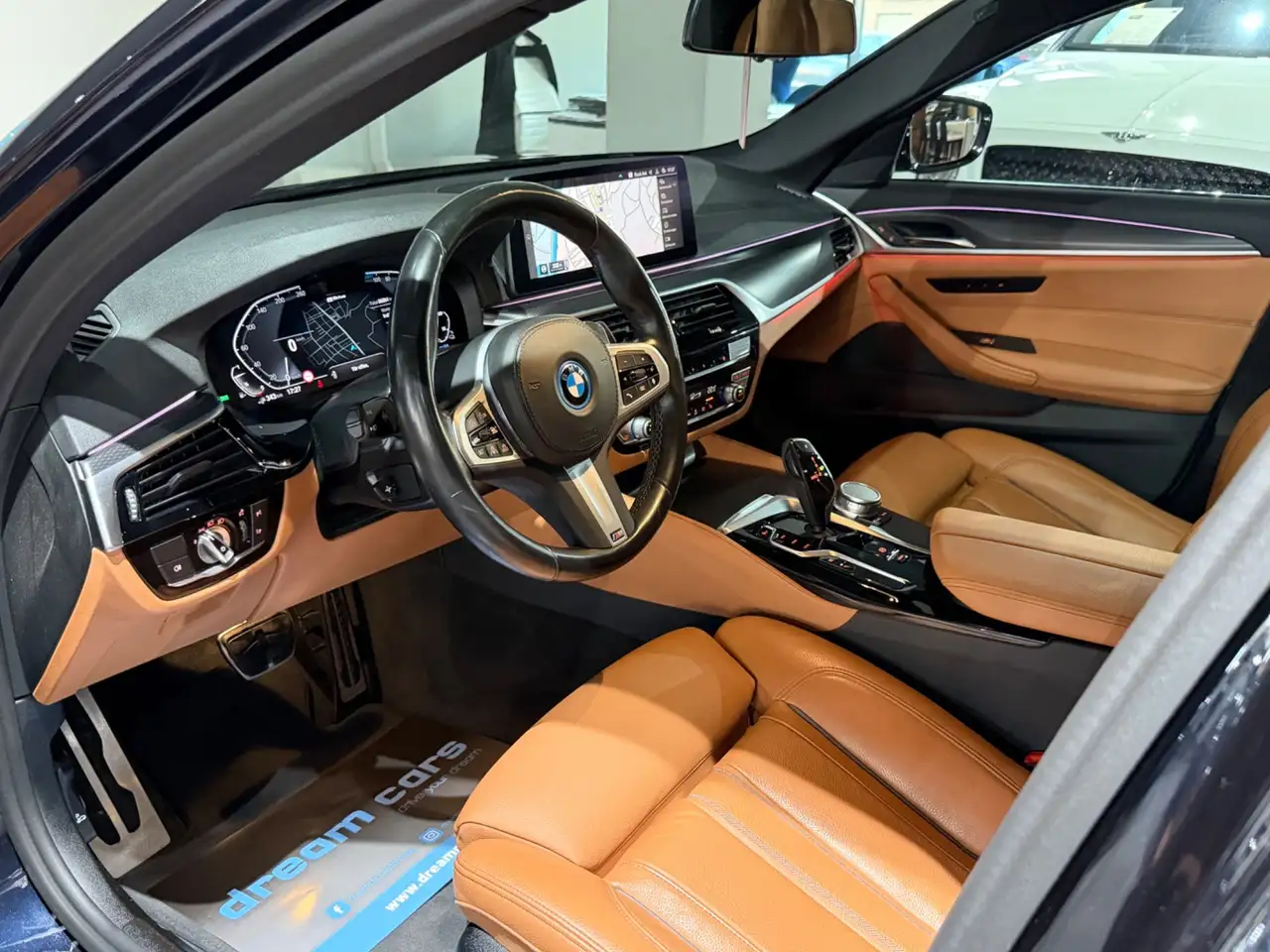 BMW 530 e PHEV Aut. / M PAKET / LCI / SCHIEBEDACH / TOP Bild 21