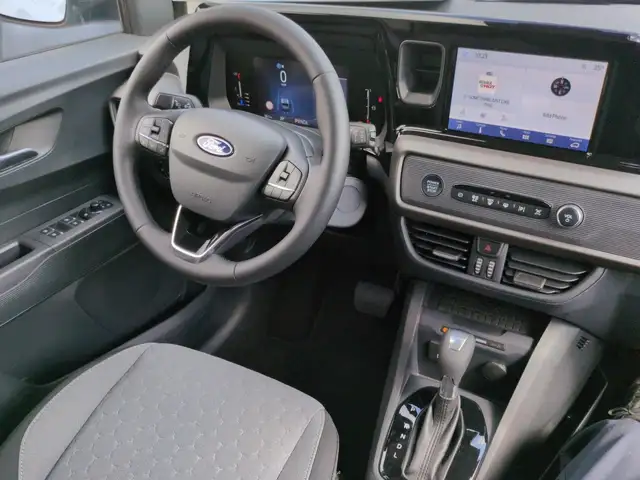 Ford Tourneo Courier view 15