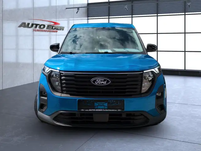 Ford Tourneo Courier view 9