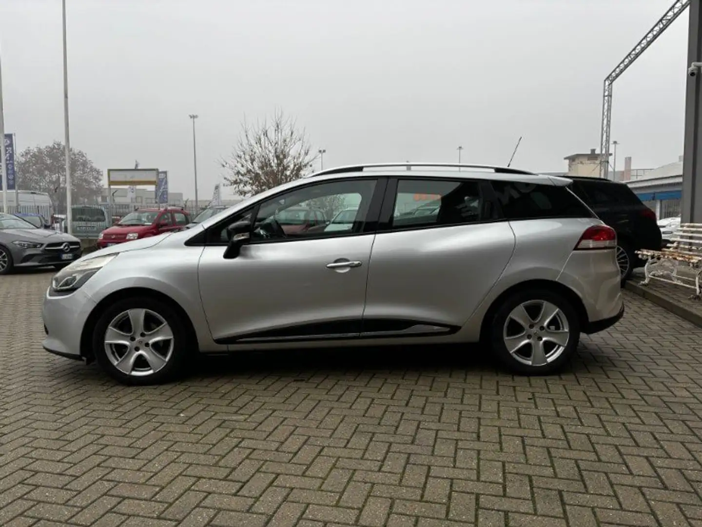 Renault Clio Clio Sporter 1.5 dCi 8V 75CV Live Grigio - 2