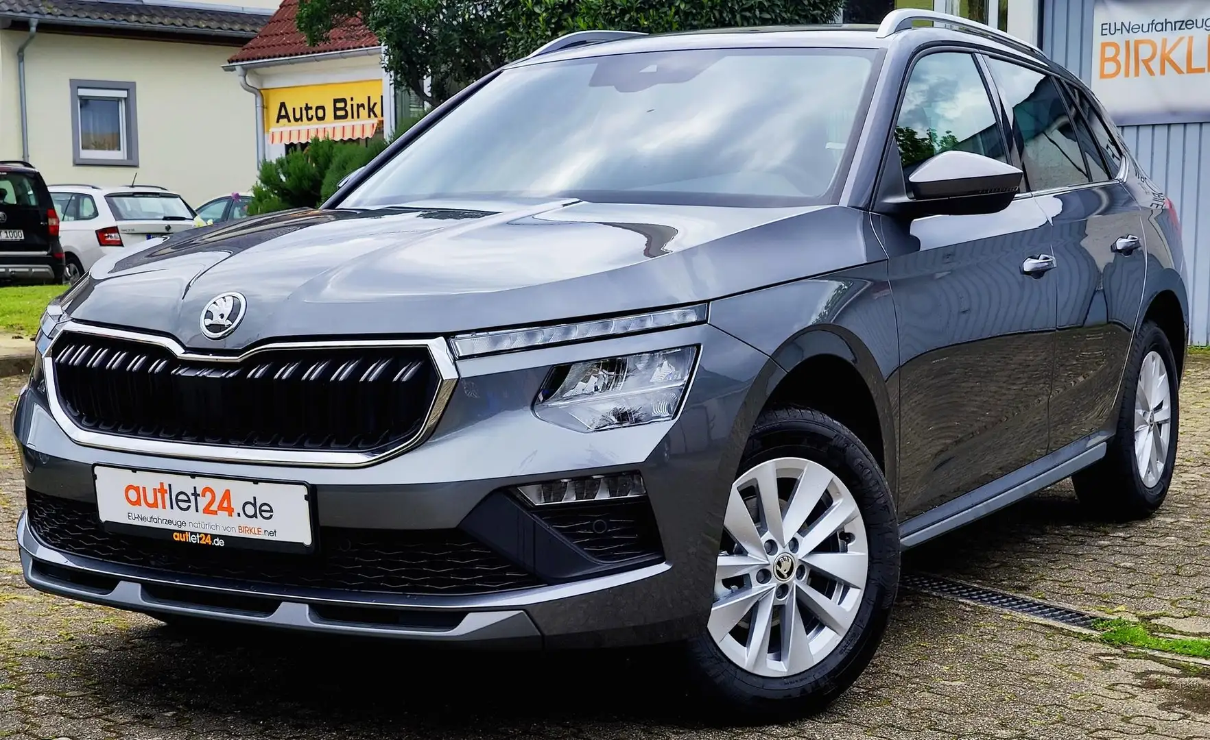 Skoda Kamiq Kamiq TopSelection 115PS DSG PDC v+h+Kamera SHZ Gris - 1