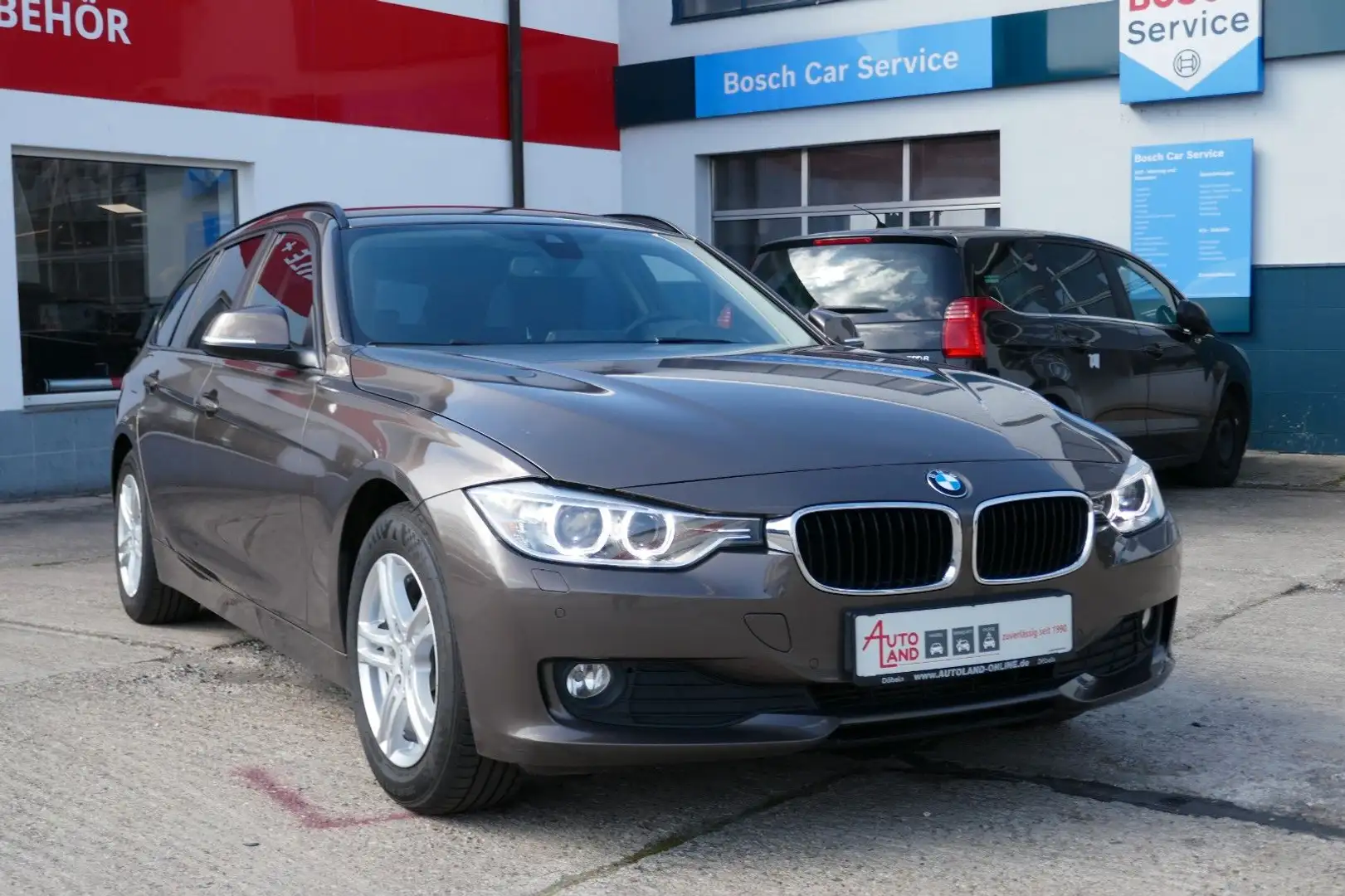 BMW 316 i Touring  Xenon/Navi/PDC/SHZ Brązowy - 1