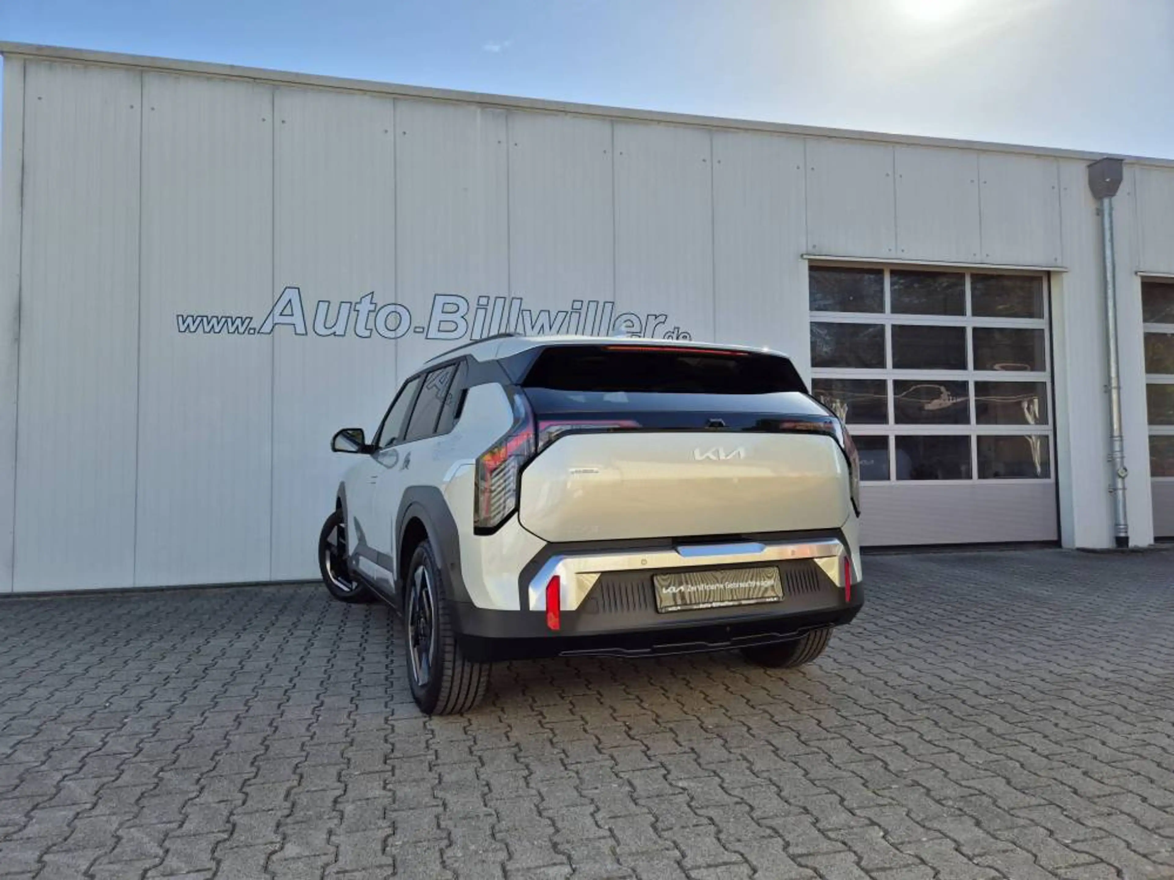 Kia EV3 81.4 kWh Earth WinterConnect DriveWise Business Upgrade Batteriezertifikat — photo 5