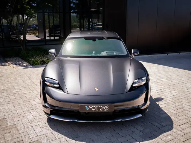 Porsche Taycan view 2