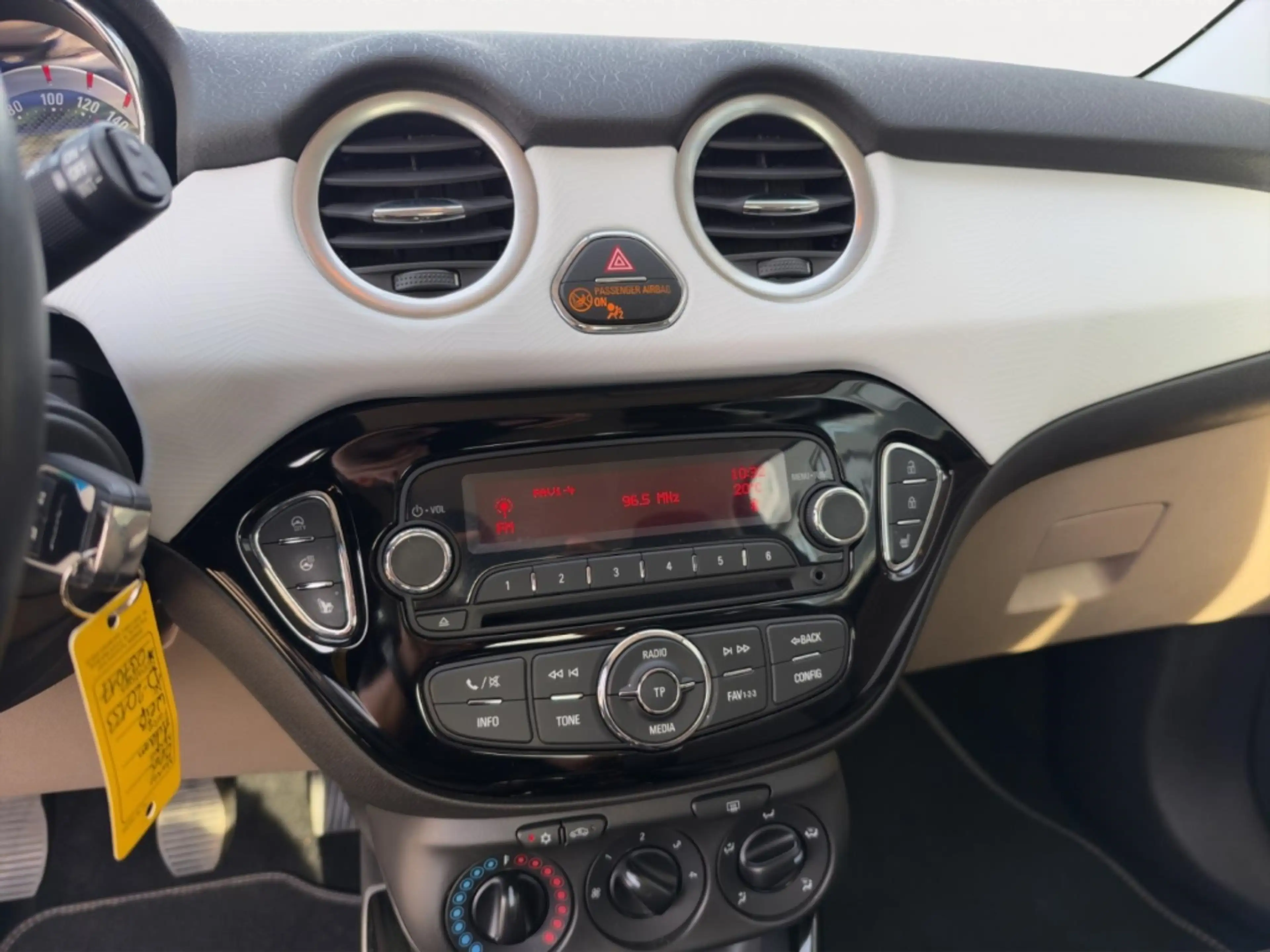 Opel Adam 1.2 Rocks Alu Isofix Sitzh. Bluetooth ESP — photo 15