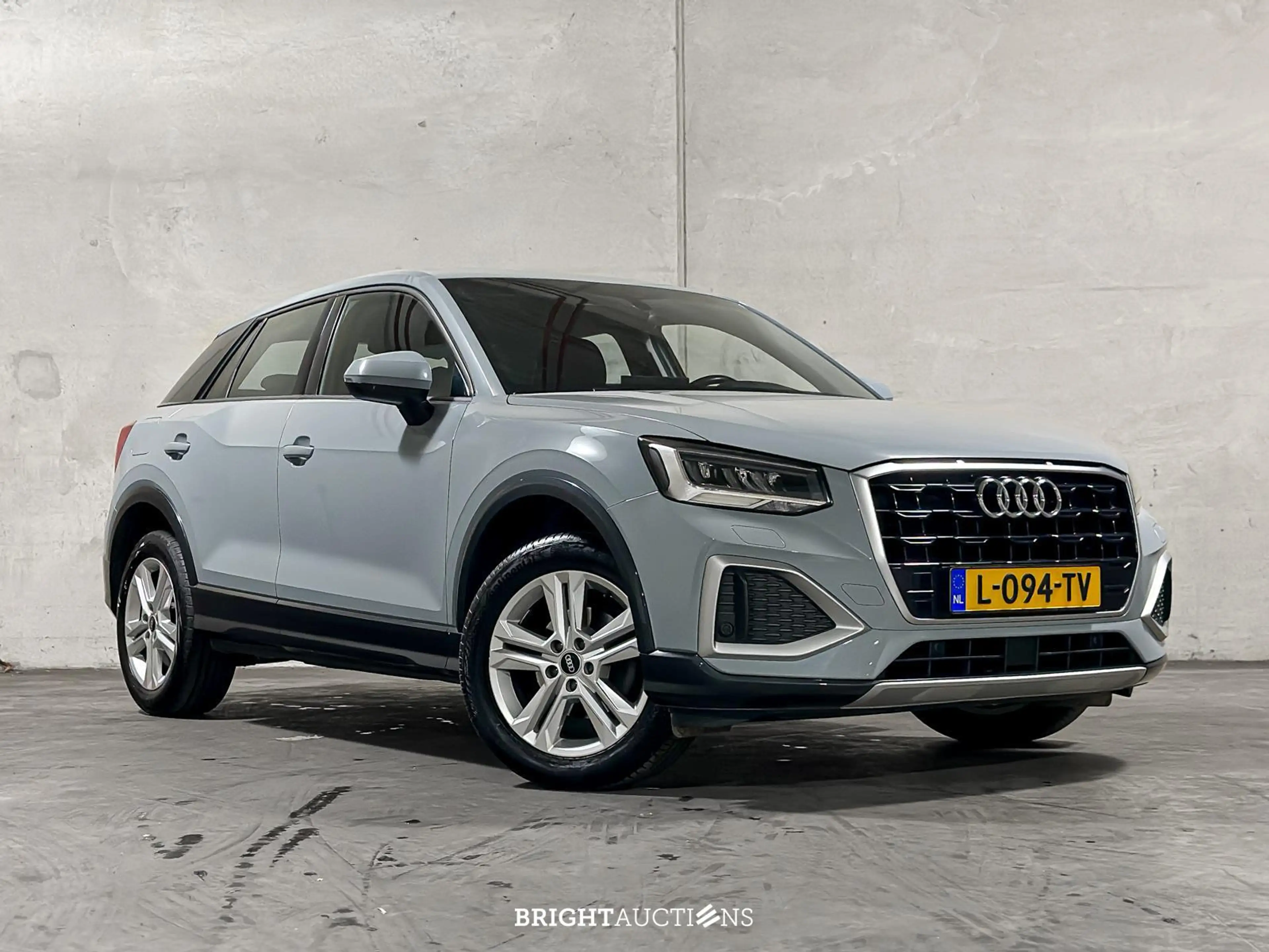 Audi Q2 35 TFSI Business Edition — photo 9