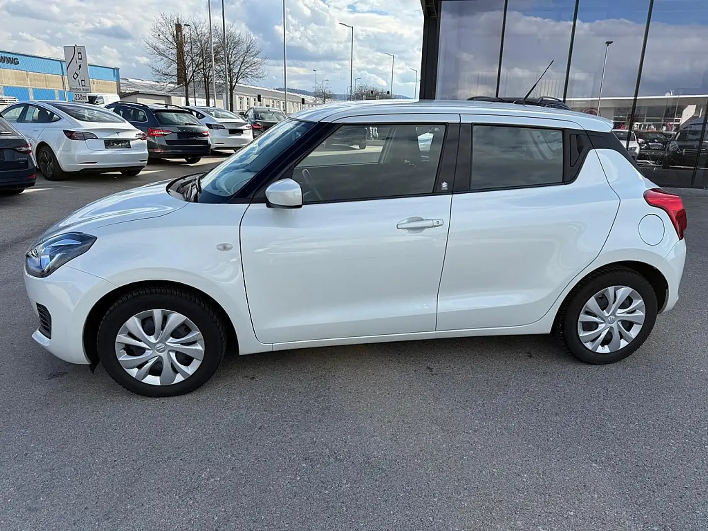 Suzuki Swift 1,2 Hybrid DualJet Clear Weiß - 2
