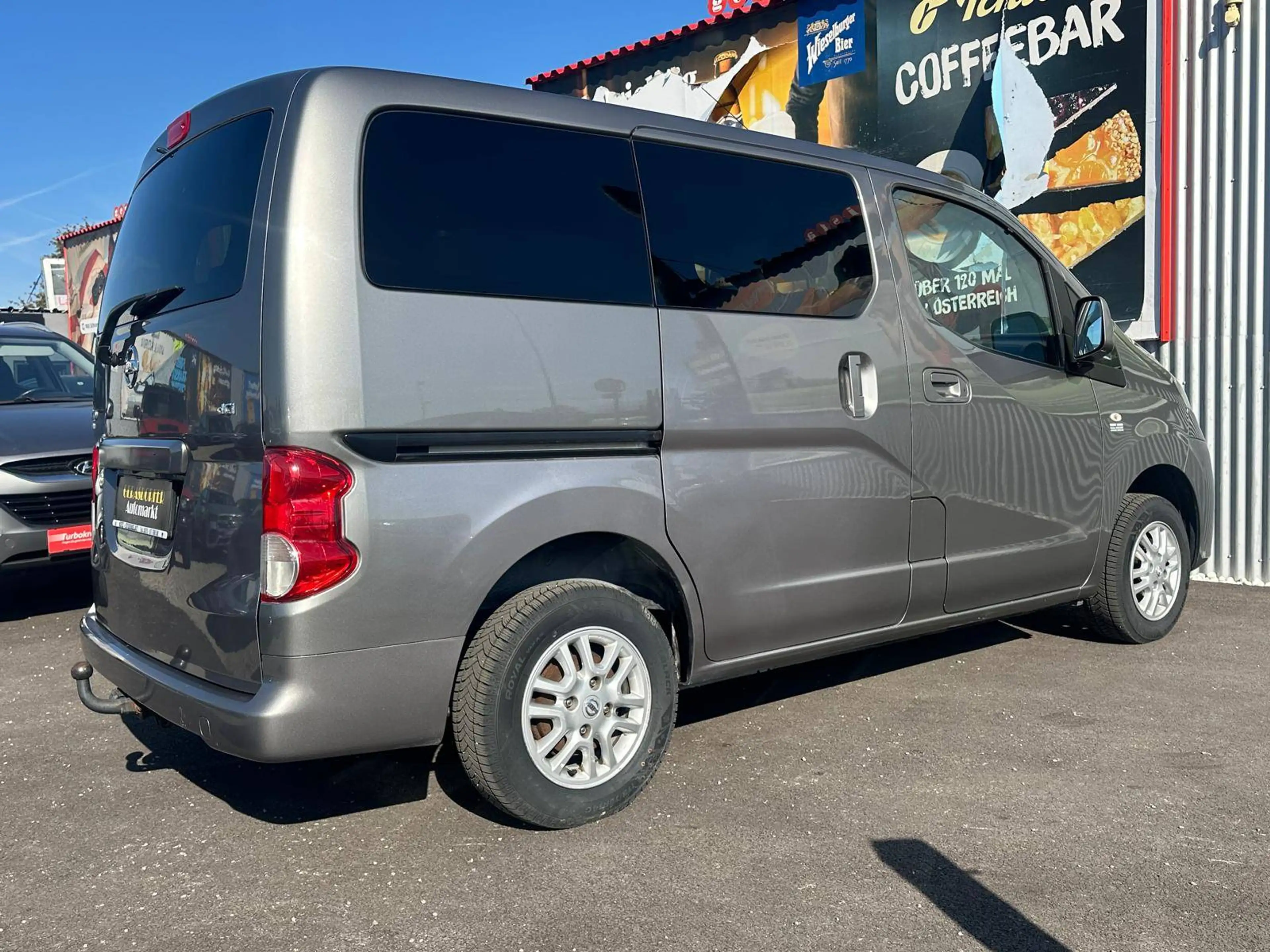 Nissan Evalia 1.5DCI Evalia Tekna *7Sitze*Navi*R-Kamera* — photo 8