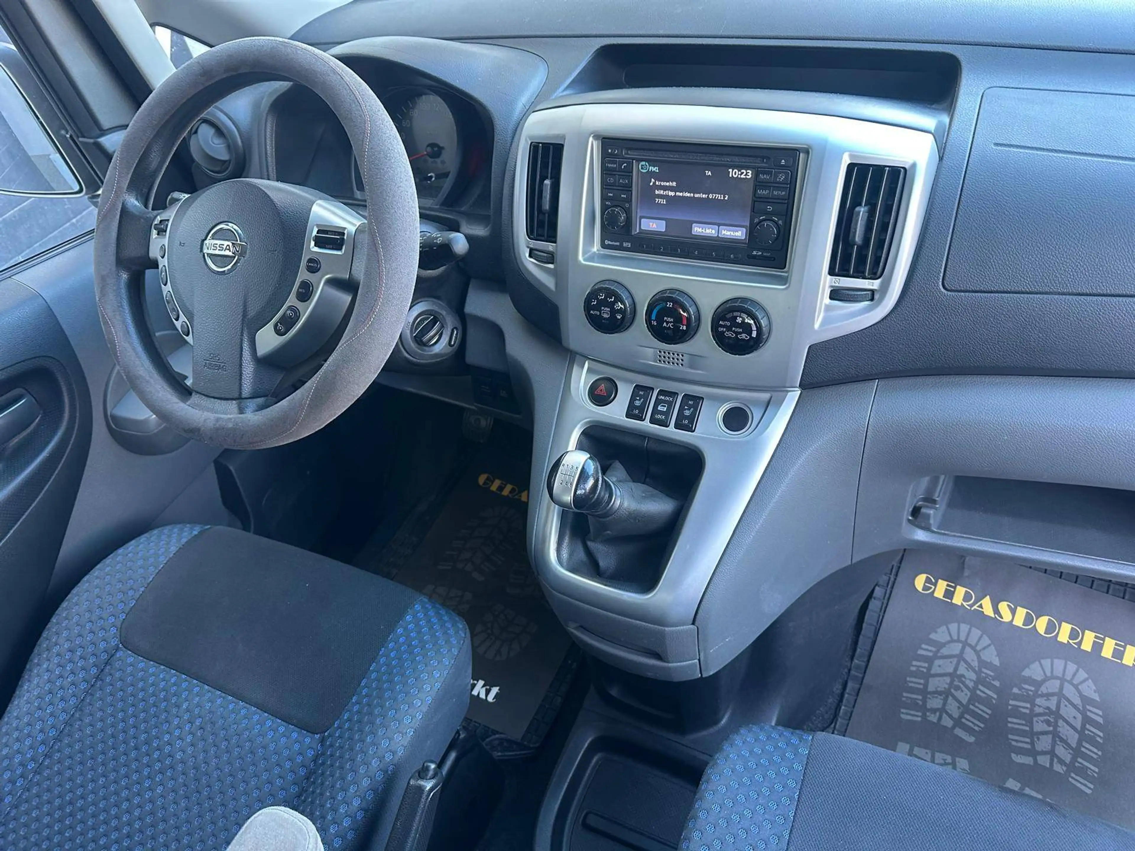 Nissan Evalia 1.5DCI Evalia Tekna *7Sitze*Navi*R-Kamera* — photo 13