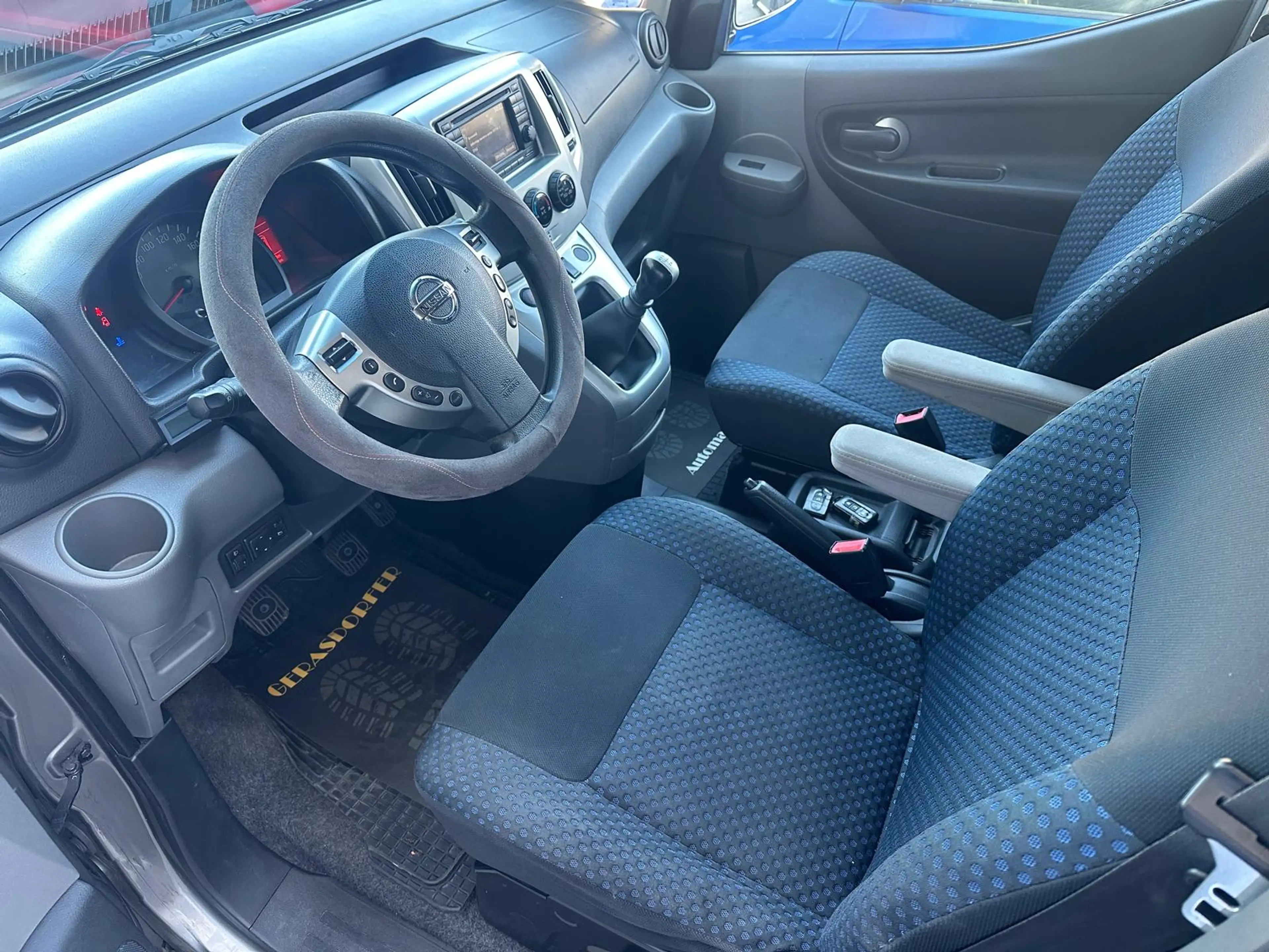 Nissan Evalia 1.5DCI Evalia Tekna *7Sitze*Navi*R-Kamera* — photo 9