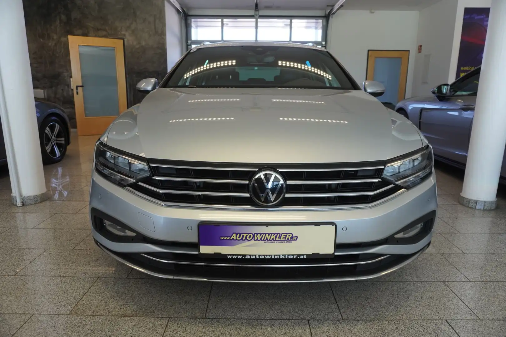 Volkswagen Passat Variant Elegance 2,0SCR TDI Side Assist/Navi Silber - 2