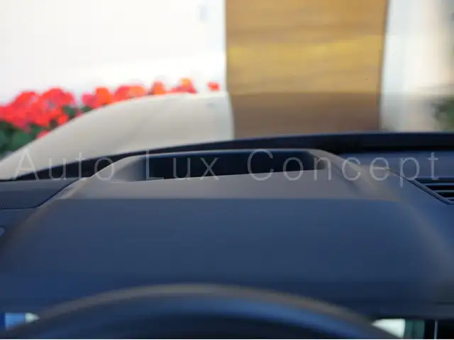 Land Rover Range Rover view 13