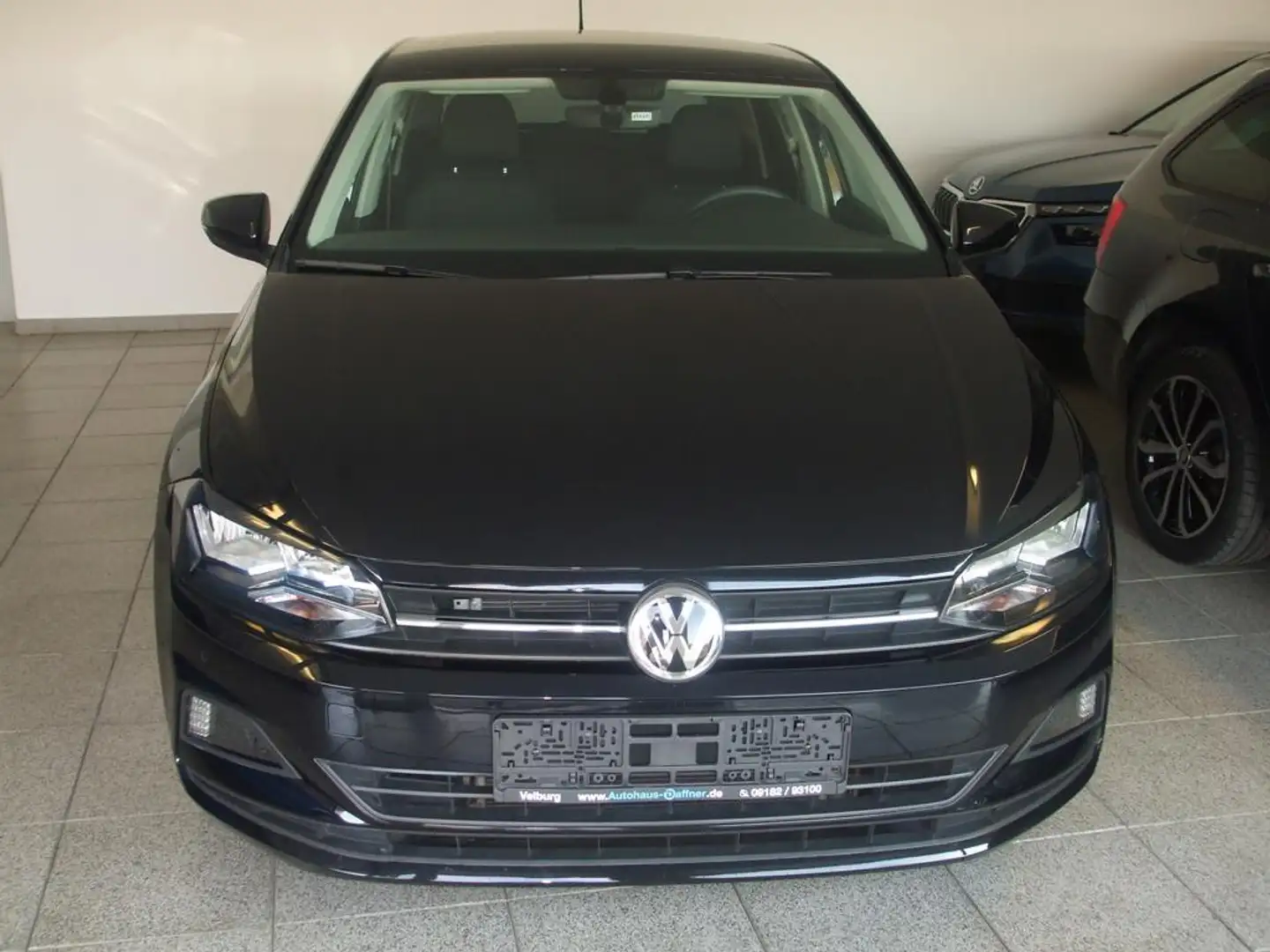 Volkswagen Polo 5tg. TSI DSG Comf. Sitzheiz. Navi PDC vo/hi Schwarz - 2