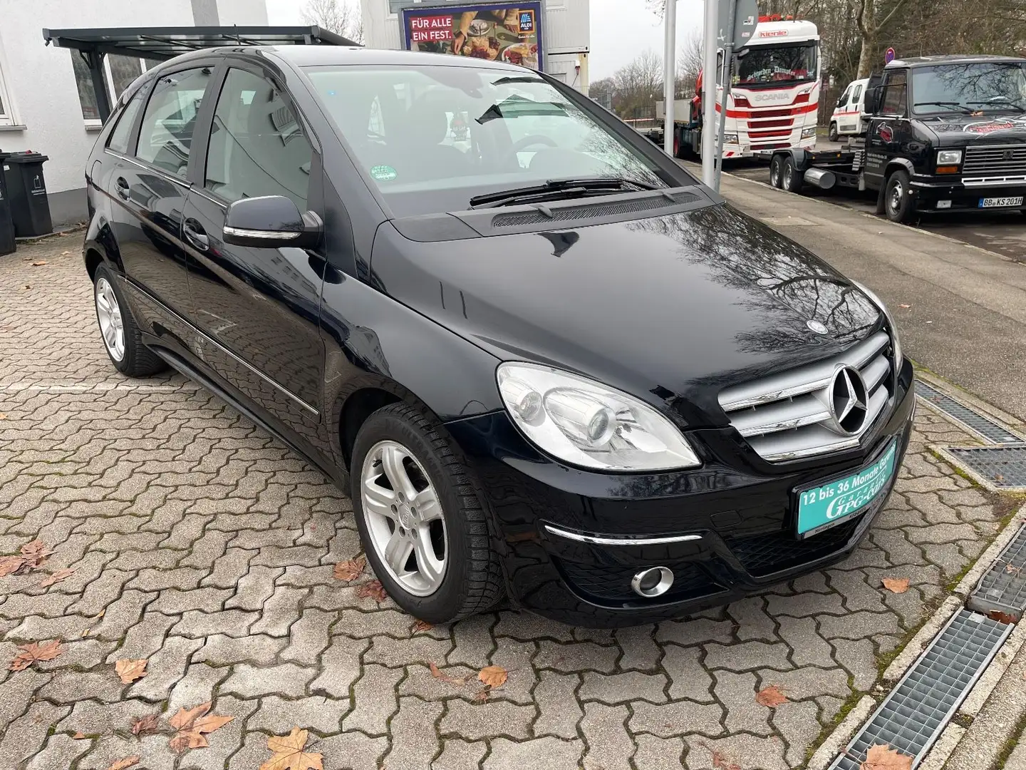 Mercedes-Benz B 200 Schwarz - 1