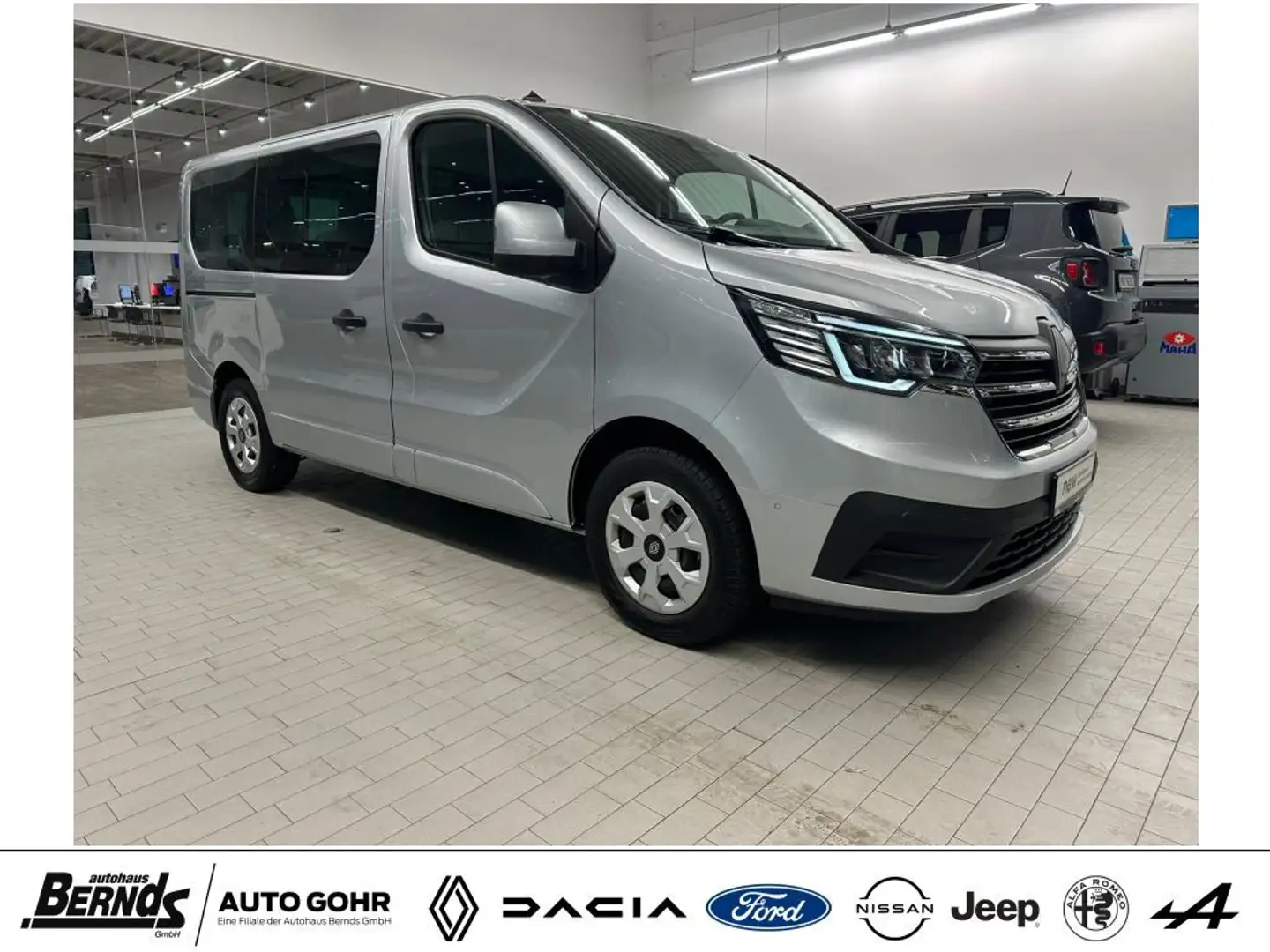 Renault Trafic Blue dCi 150 EDC Evolution AUTOMATIK 9-SITZE PDC Argent - 2
