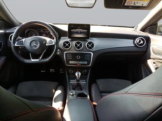 Mercedes-Benz CLA view 10