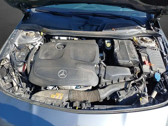Mercedes-Benz CLA view 5