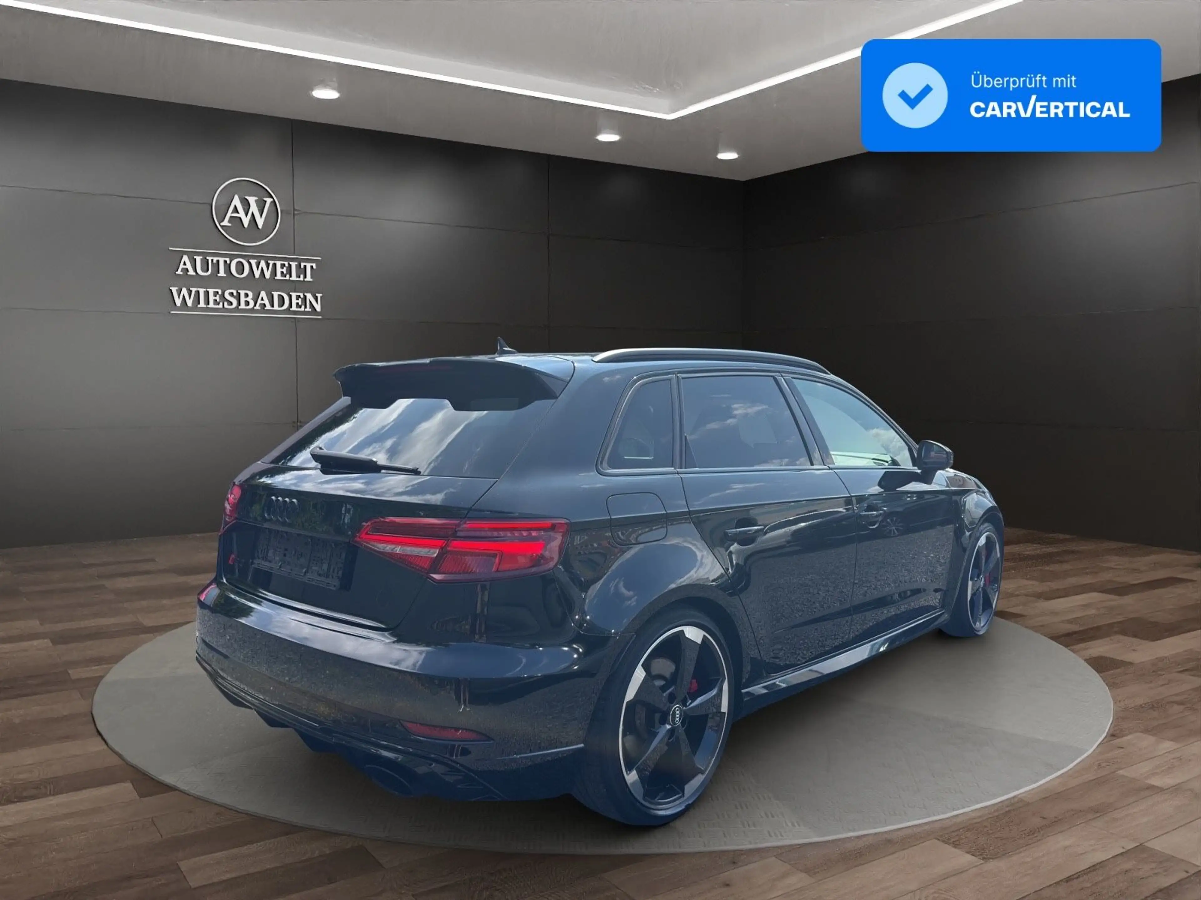 Audi RS3 SB 2.5 TFSI quattro | Pano | RS-Sportsitze — photo 3