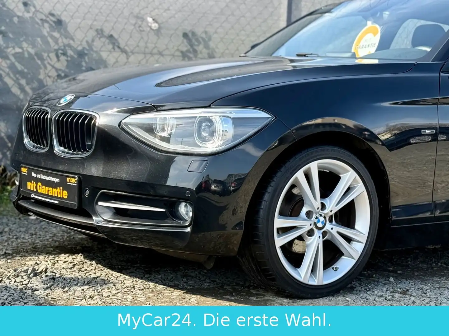 BMW 118 d| Sport| M-Interieur| Pano| 18Zoll| Garantie Zwart - 2