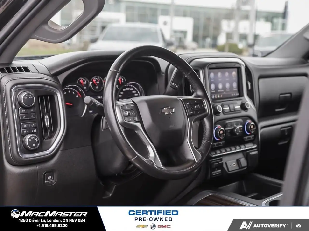 Chevrolet Silverado 1500 снимка Chevrolet Silverado 1500