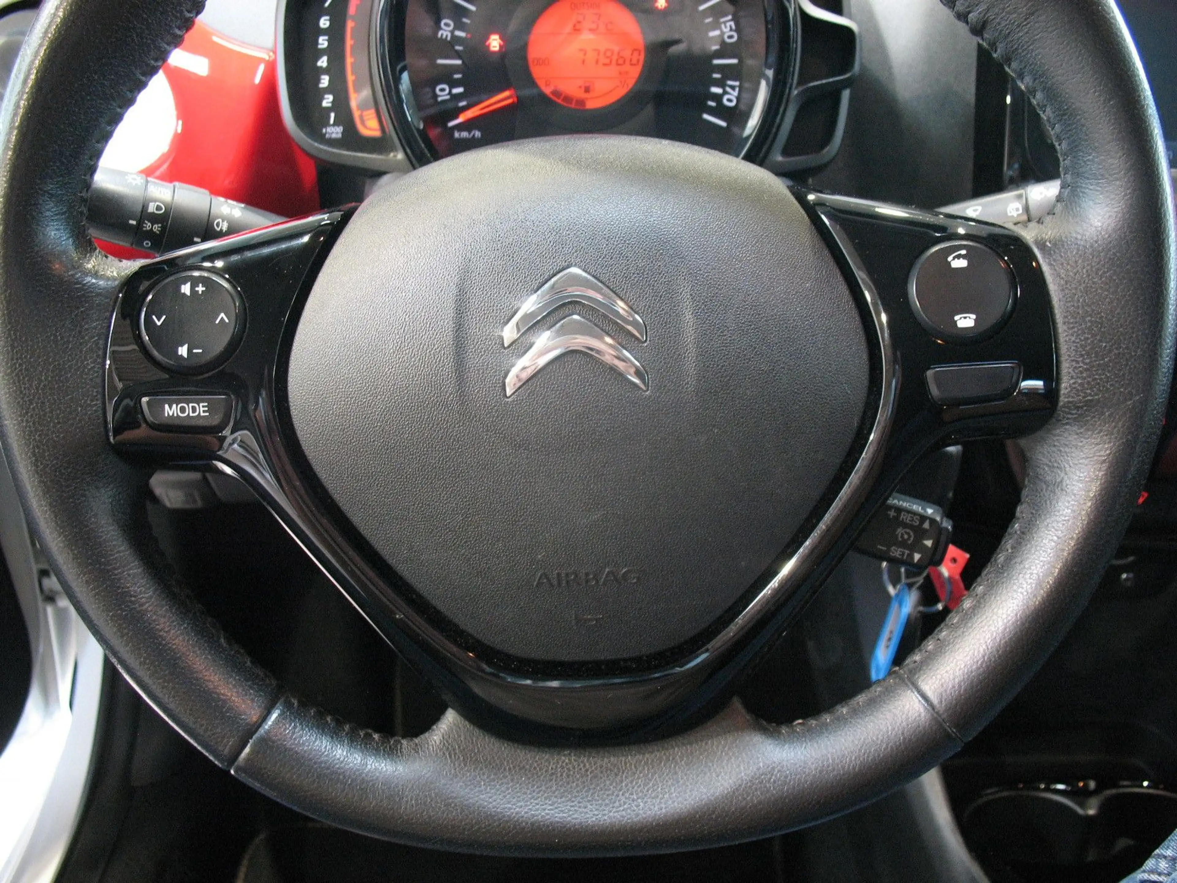 Citroen C1 VTi 72 S&S JCC+ *KLIMA*BLUETOOTH* — photo 11