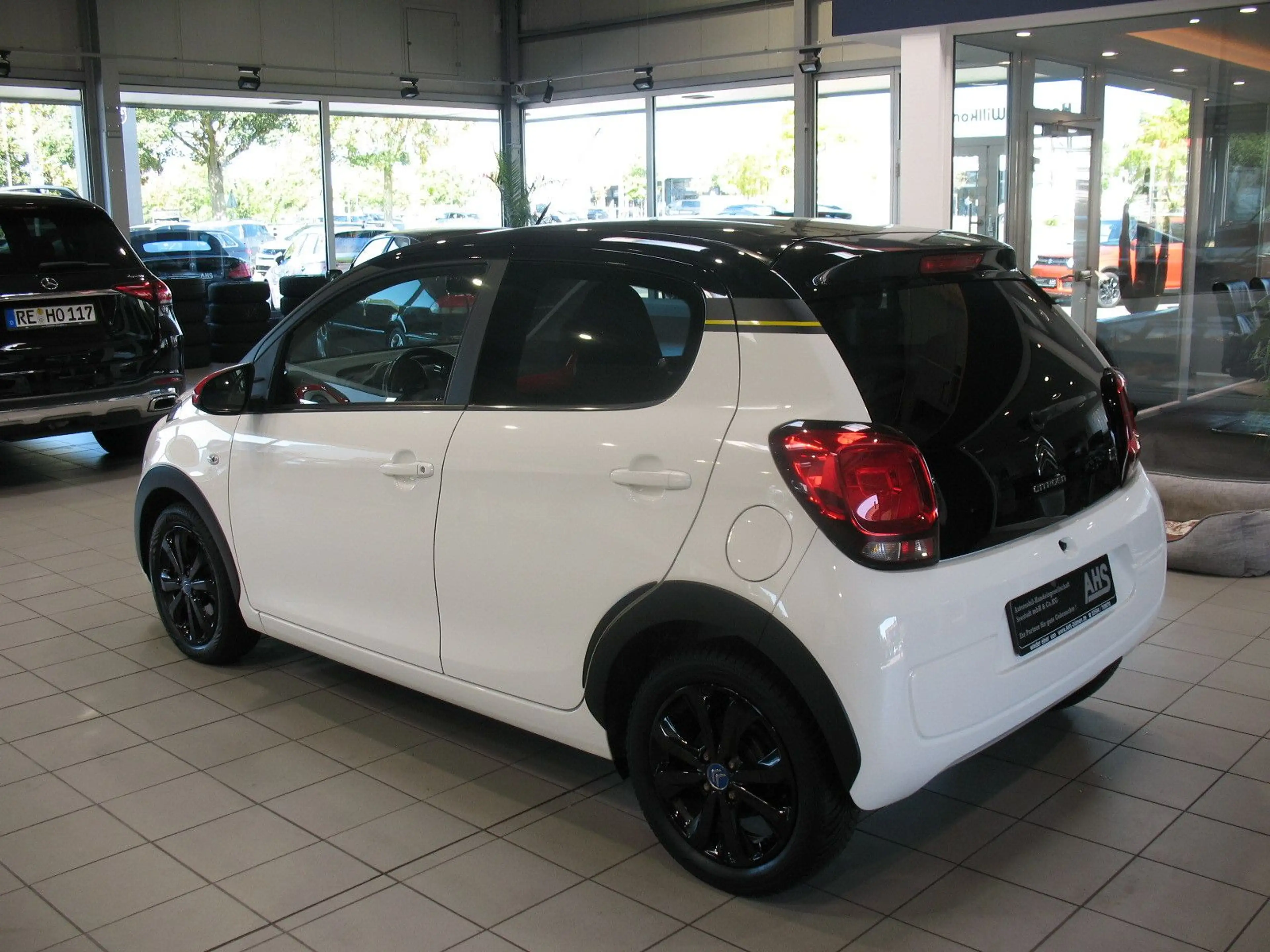 Citroen C1 VTi 72 S&S JCC+ *KLIMA*BLUETOOTH* — photo 4