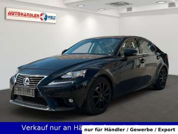 IS 300H Automatik Xenon Leder SHZ Navi PDC