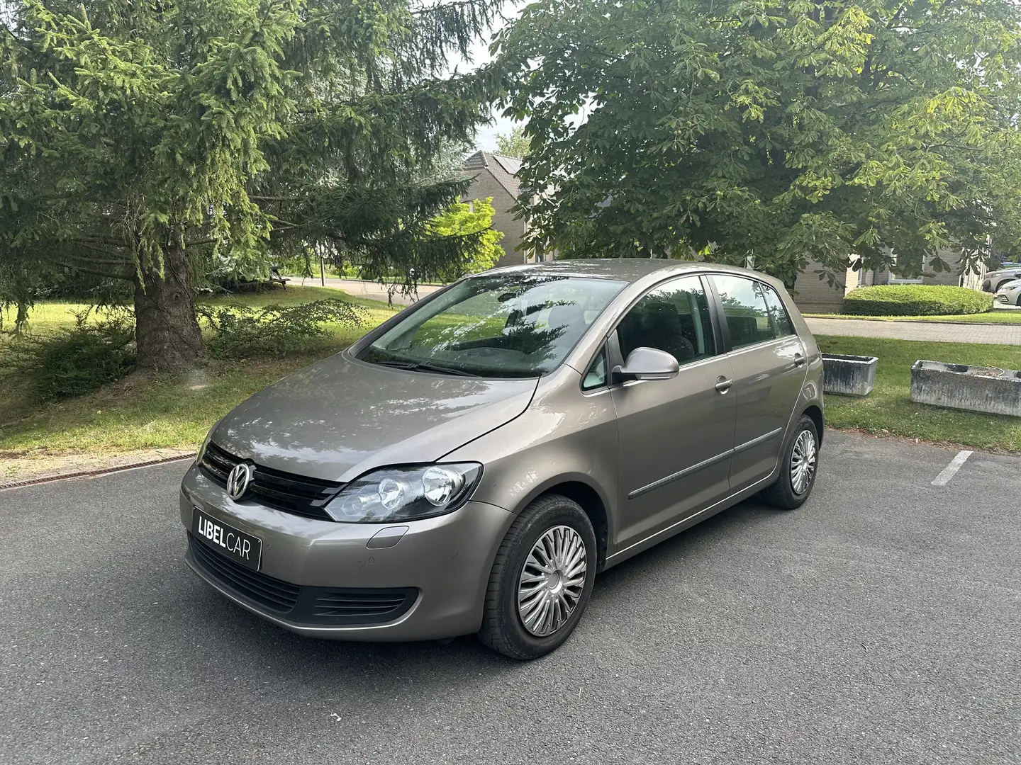 Volkswagen Golf Plus Golf Plus 1.2 TSI Trendline DSG *GARANTIE* *DSG* Grijs - 1