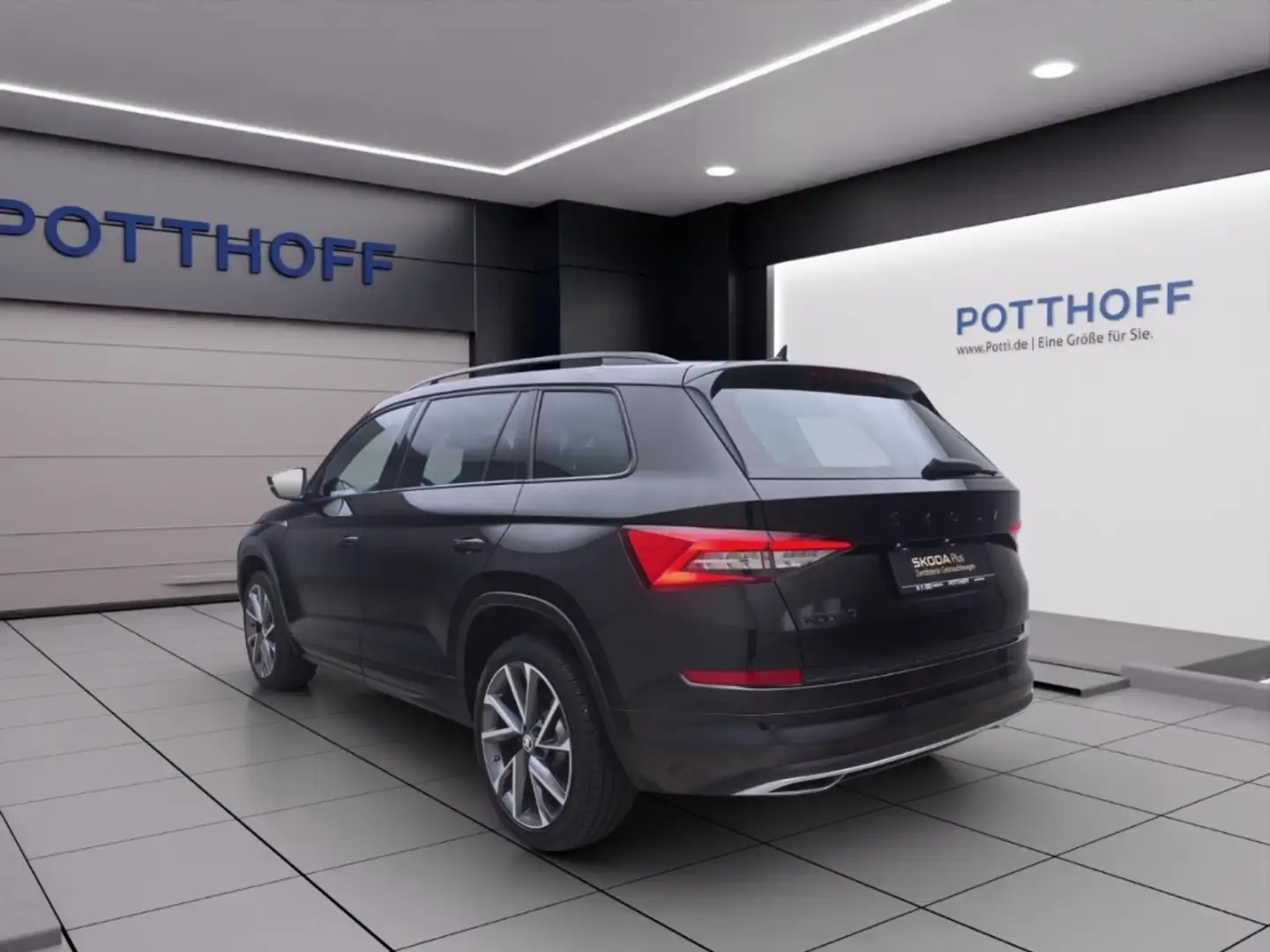 Skoda Kodiaq 2.0 TDI DSG SPORTLINE STDHZG AHK NAVI PDC Schwarz - 2