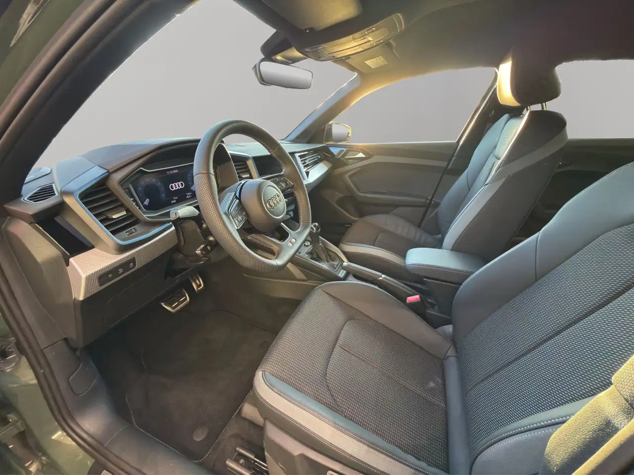 Audi A1 SB S line 40 TFSI LED Navi Sonos Kamera 18" 9