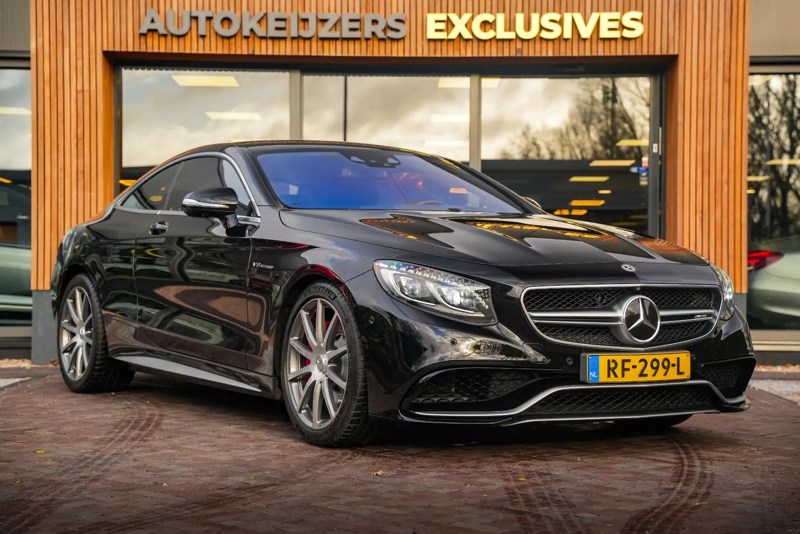 Mercedes-Benz S 63 AMG Coupé 4Matic Burmester Stoelvent. Widescreen 360 C Zwart - 1