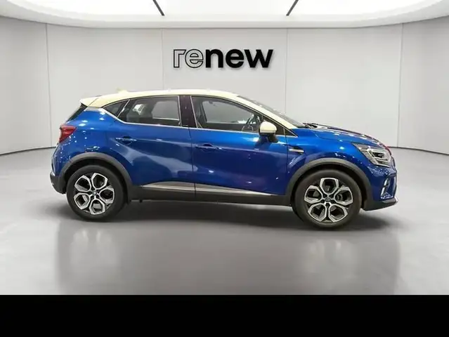 Renault Captur view 2