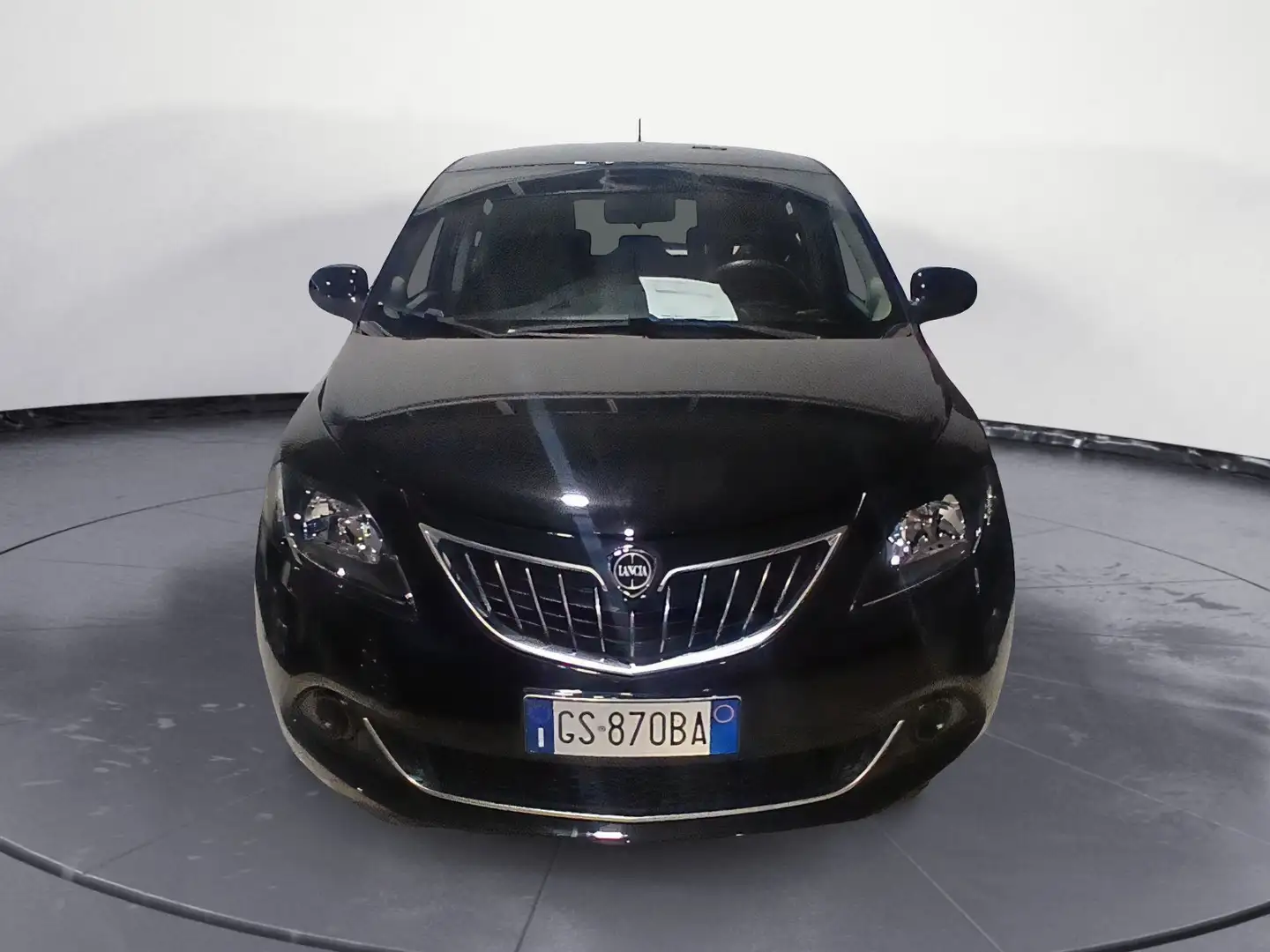 Lancia Ypsilon New 5p My24 402 Platino 1.0 Zwart - 2