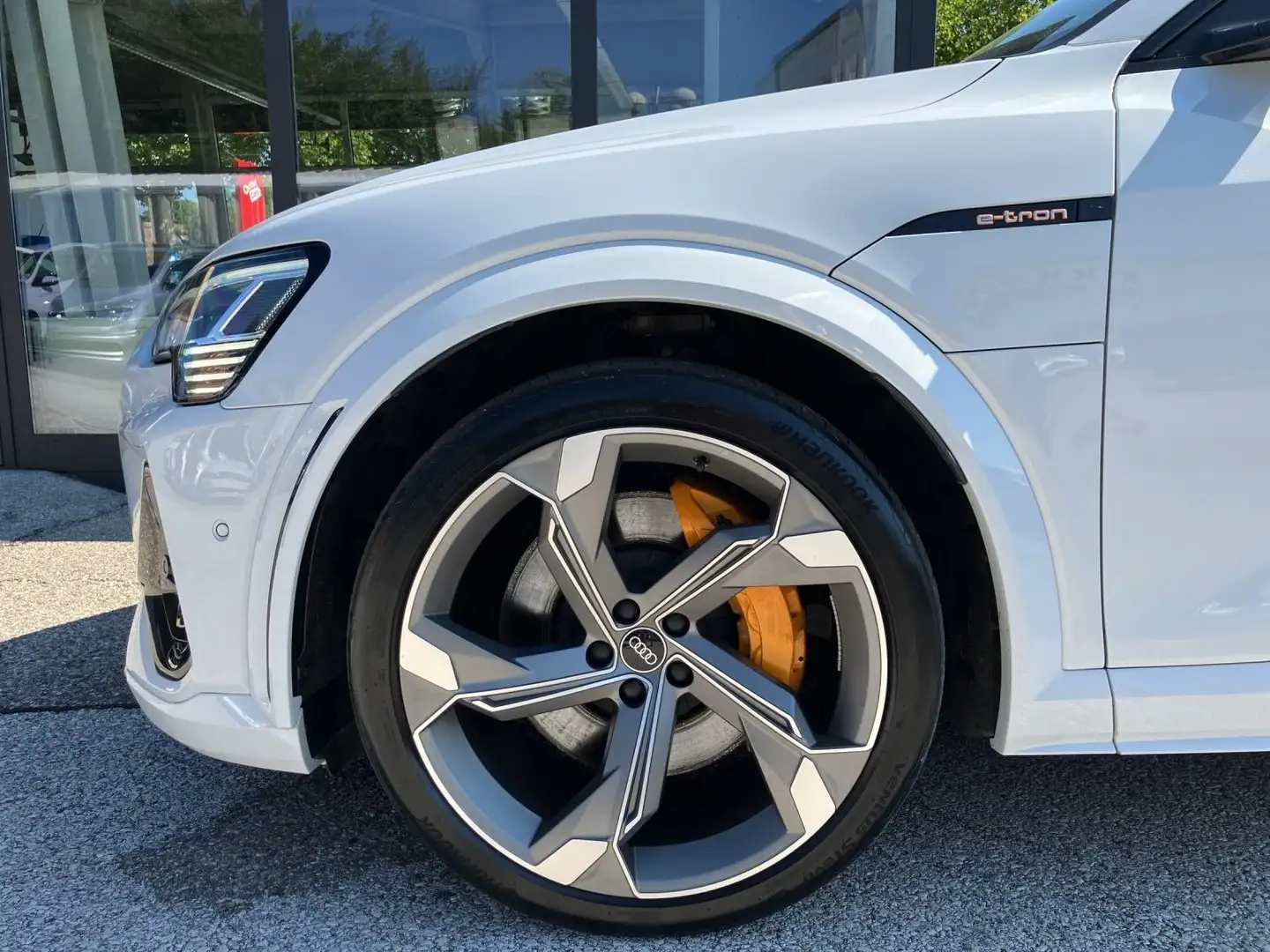 Audi e-tron Audi e-tron S Sportback 370 kW Weiß - 2