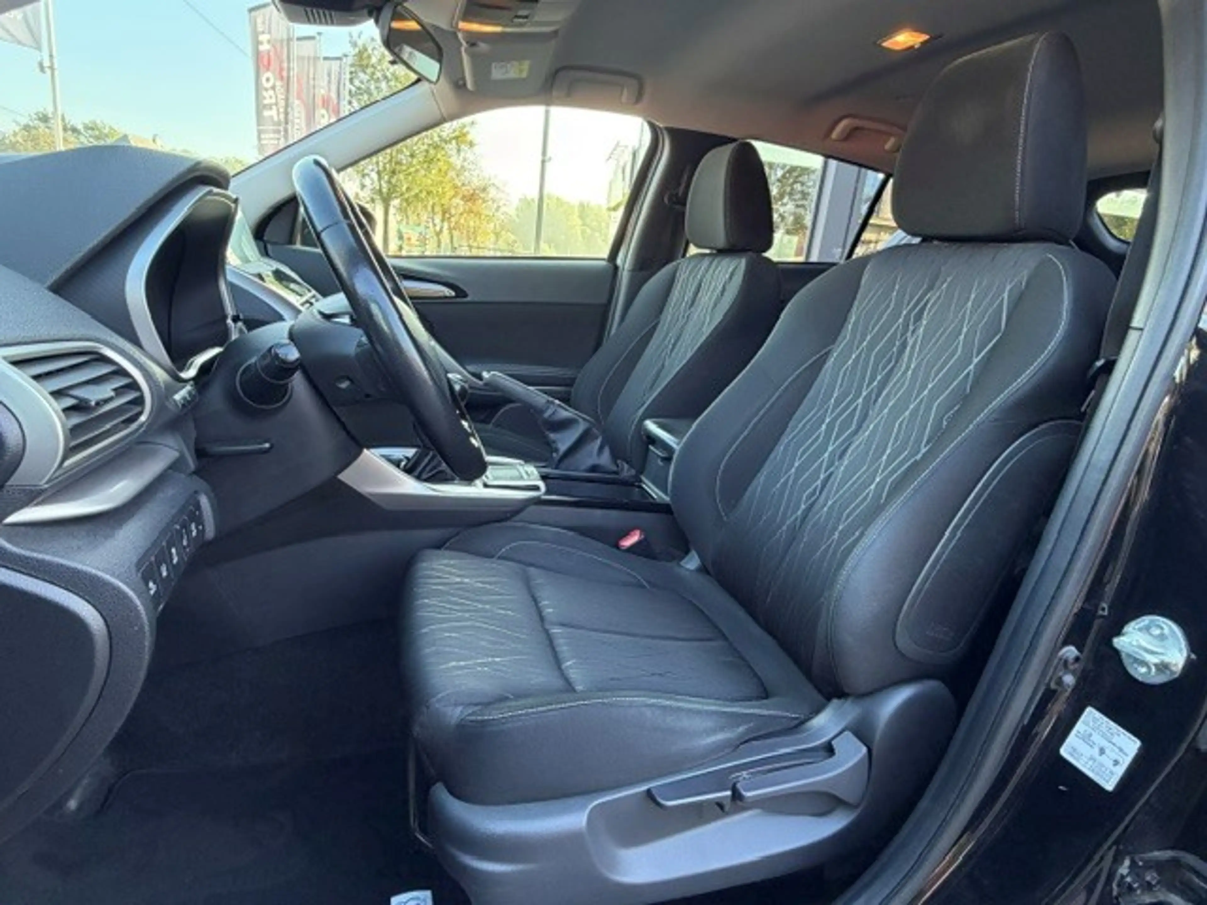 Mitsubishi Eclipse Cross Eclipse Cross 1.5T 2WD Intense App.Connect/PDC V&A/1E eigenaar/Volledige ondehoudshistoriek — photo 15