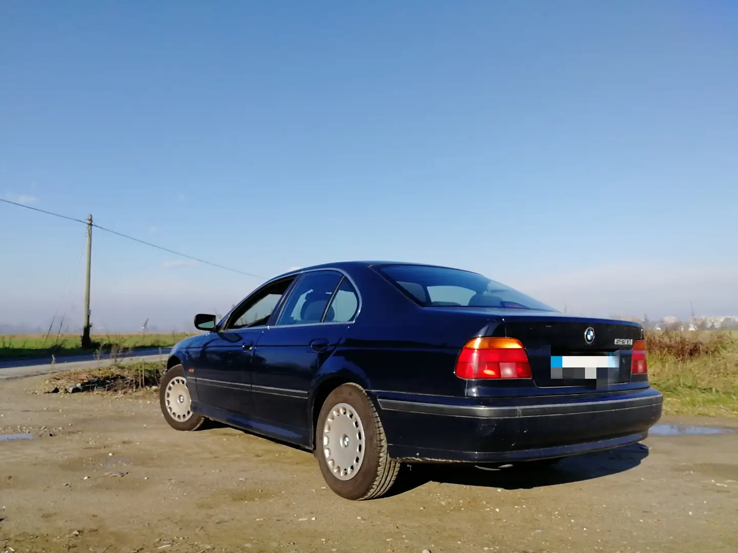 BMW 520 Serie 5 E39 Berlina 520i Blau - 1