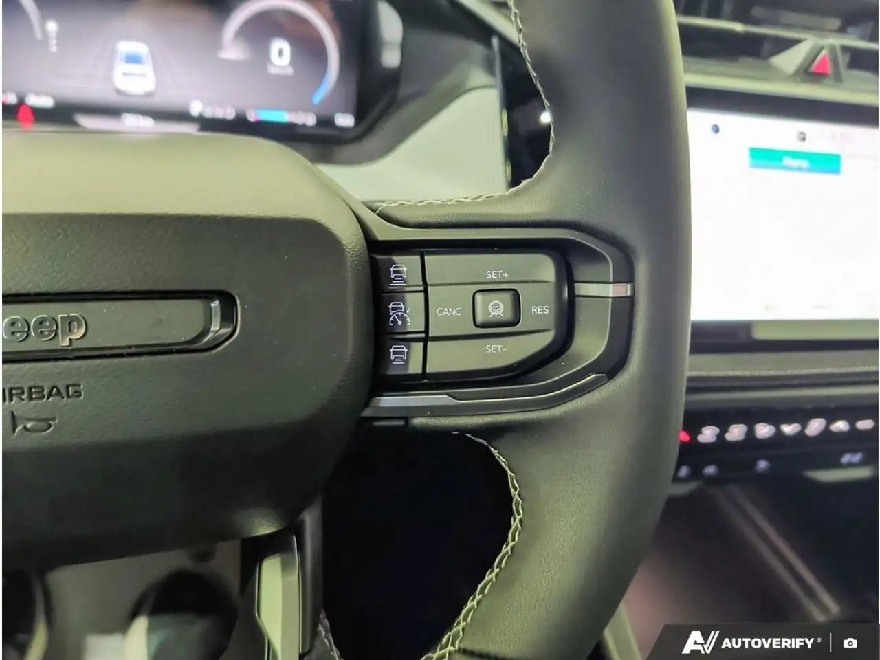 Jeep Cherokee снимка Jeep Cherokee