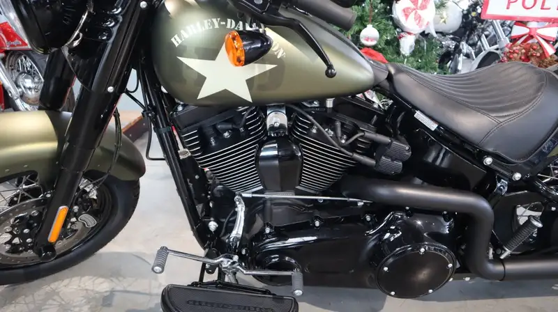 Harley-Davidson Softail Slim - foto 5