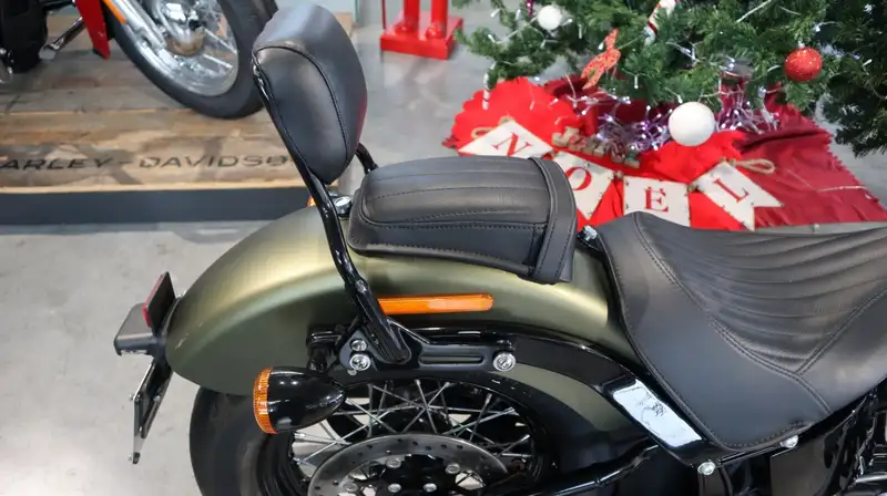 Harley-Davidson Softail Slim - foto 2